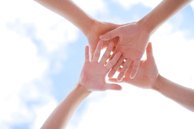 ユーザーに同じ職場の人が4人もいたこと。