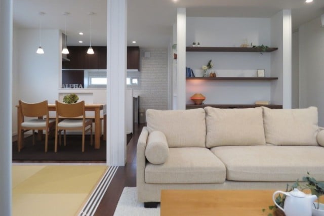 家族が集えるリビングを充実させた住まい