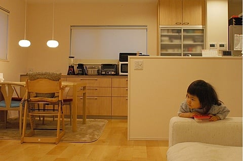 夫婦の想いをギュッと詰め込んだ炭の家【S様邸】